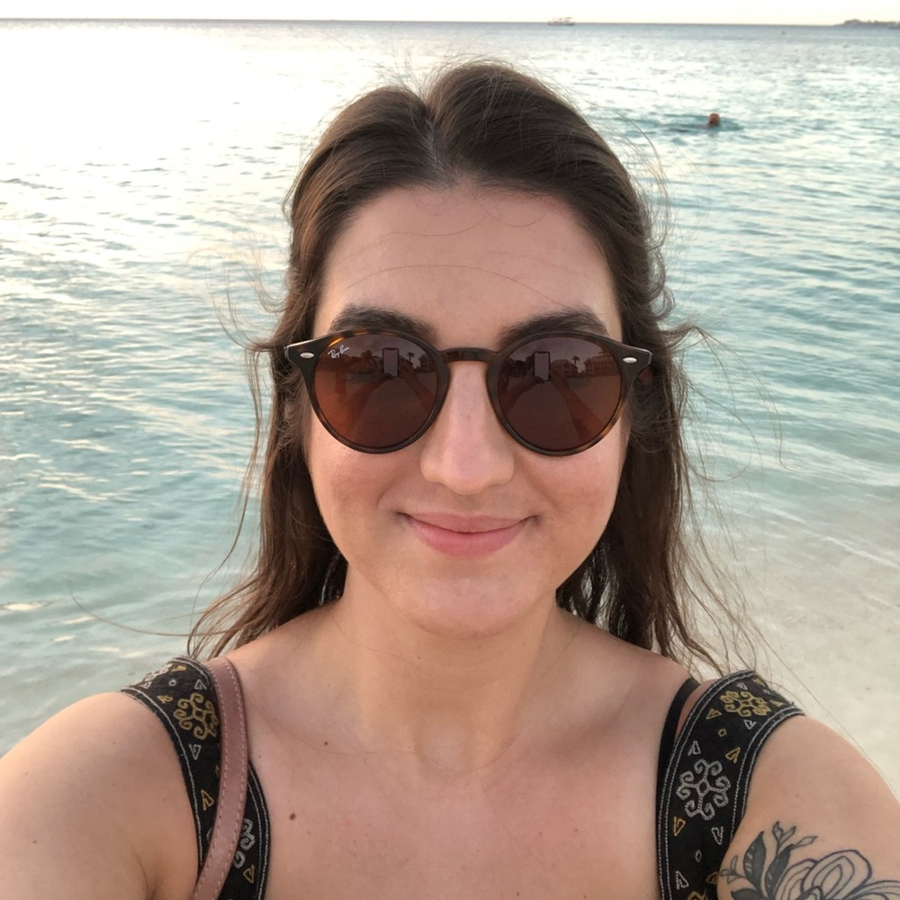 Meet your Posher, Alison